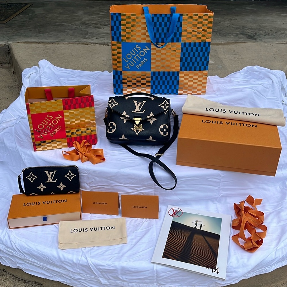 Louis Vuitton Pochette Métis Black large monogram messenger bag